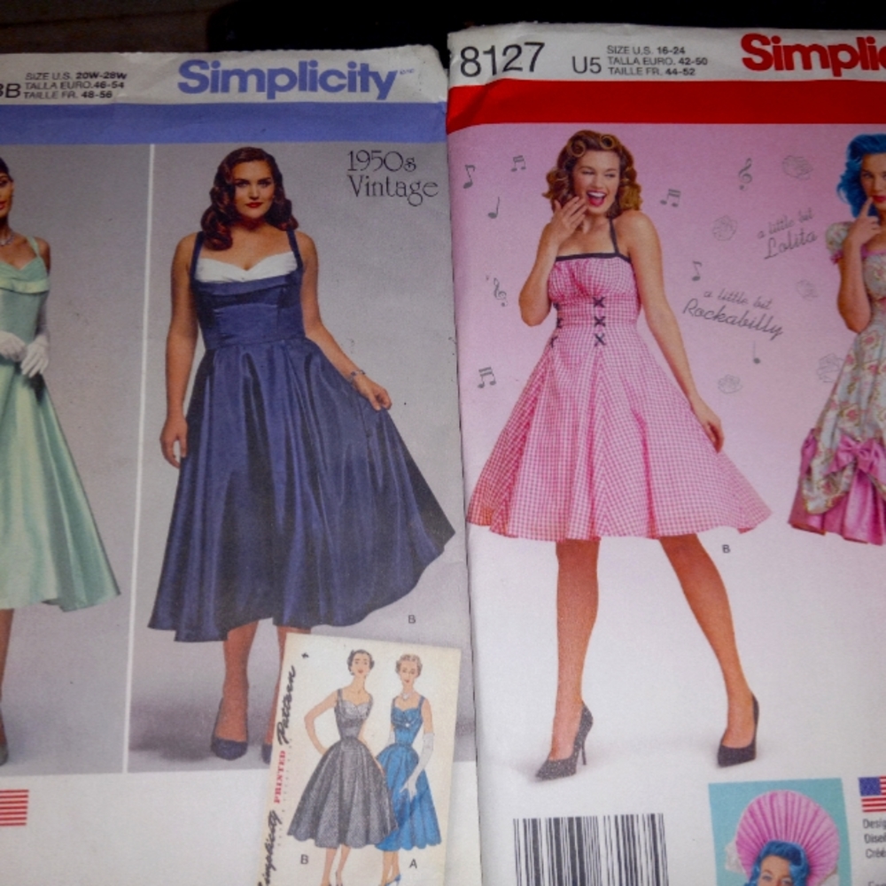 SIMPLICITY Dress Patterns-1950's Vintage style. Never used.